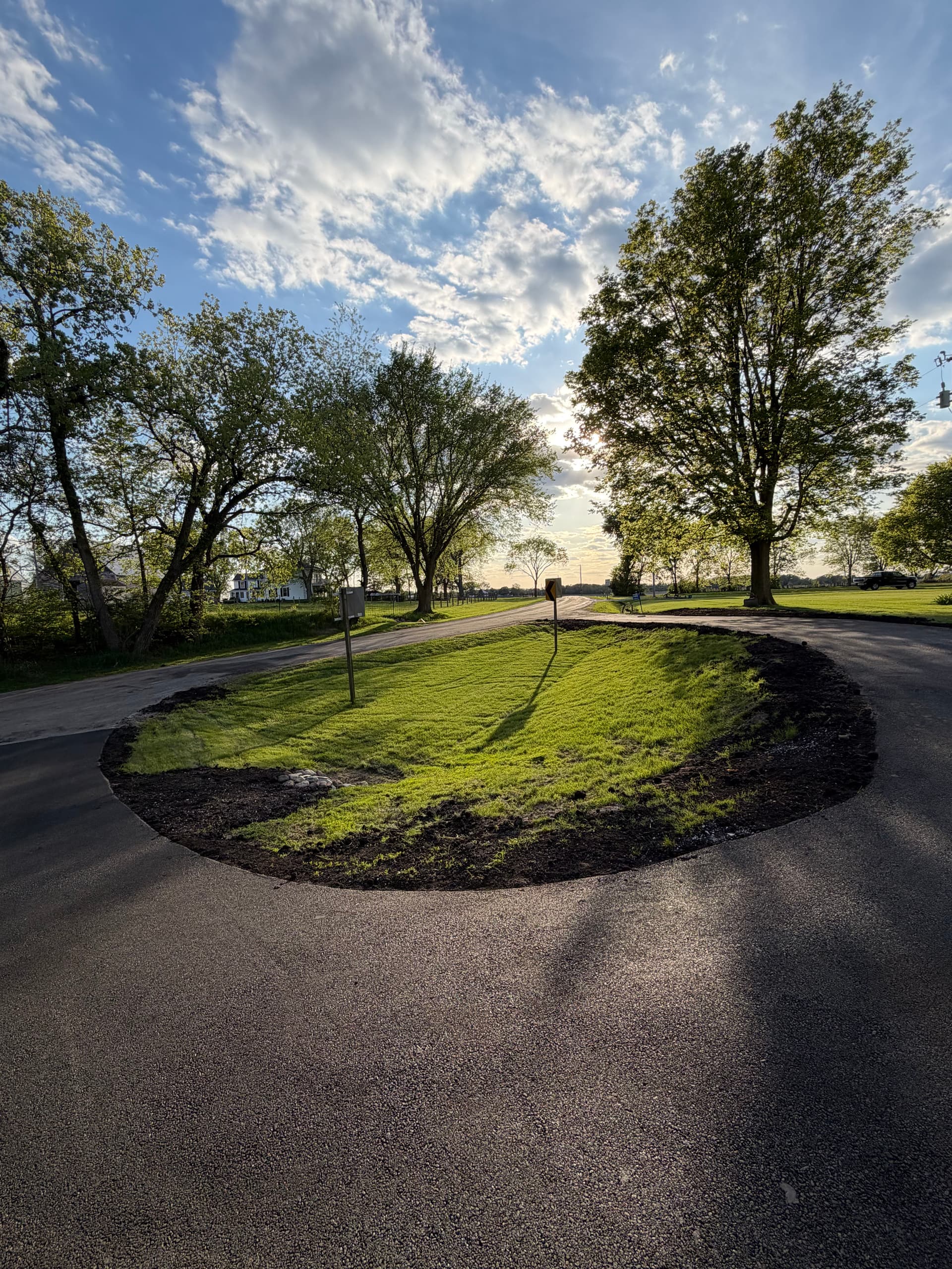 Gallery photos for Backfill and Regrade After New Asphalt Driveway Installation: Image #7