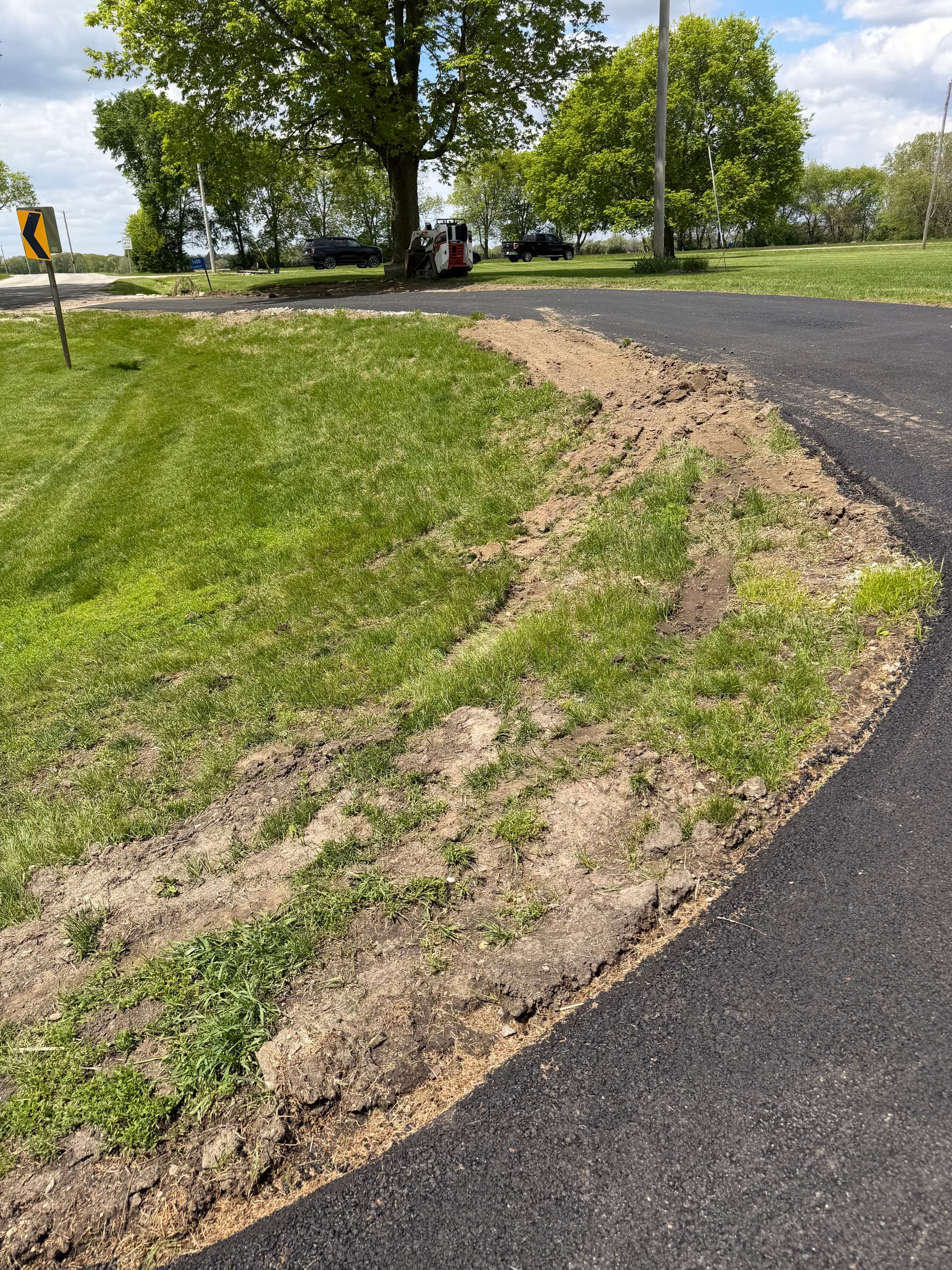 Gallery photos for Backfill and Regrade After New Asphalt Driveway Installation: Image #3