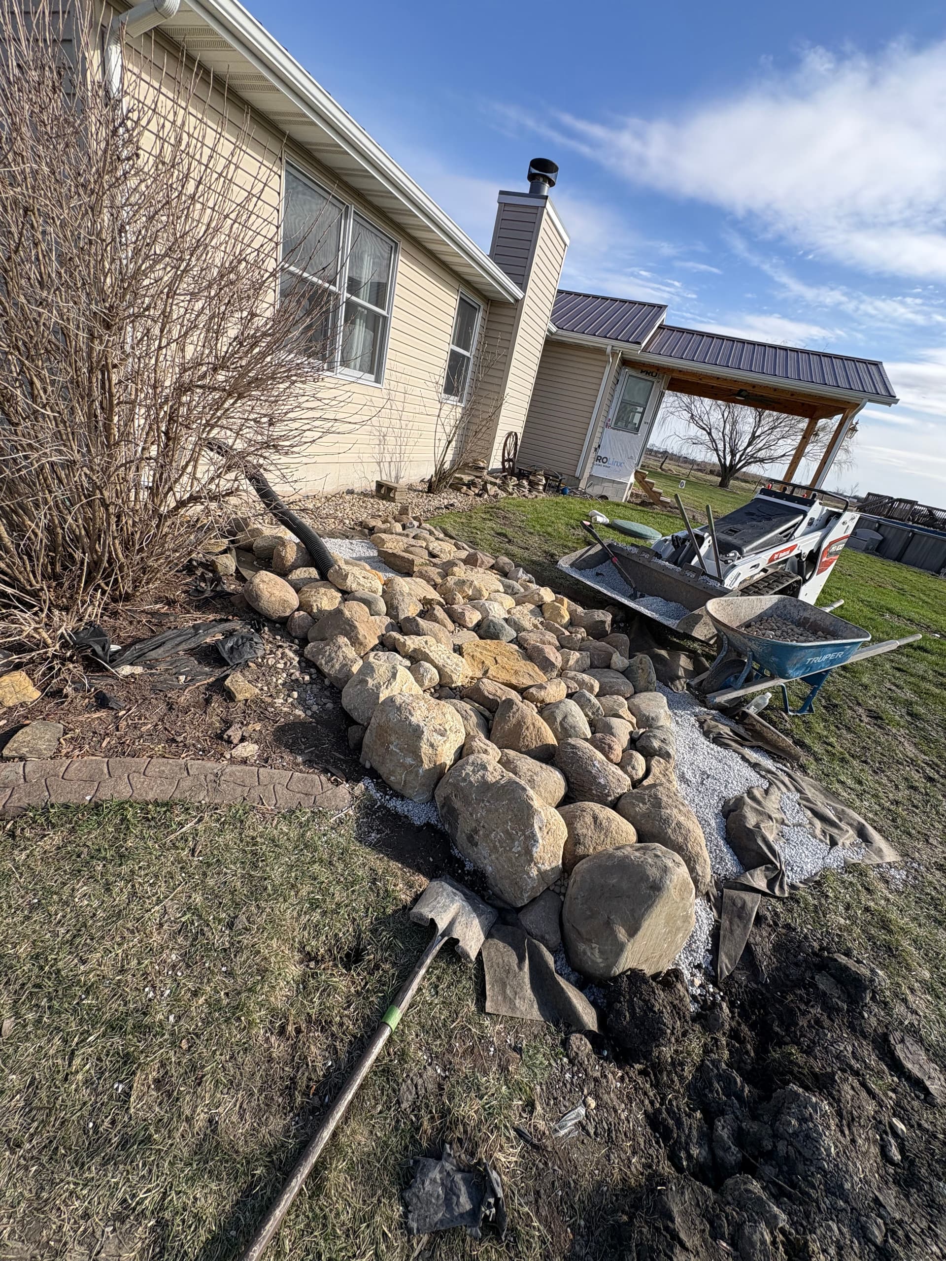 Gallery photos for Efficient Drainage Installation at Local Residence: Image #6