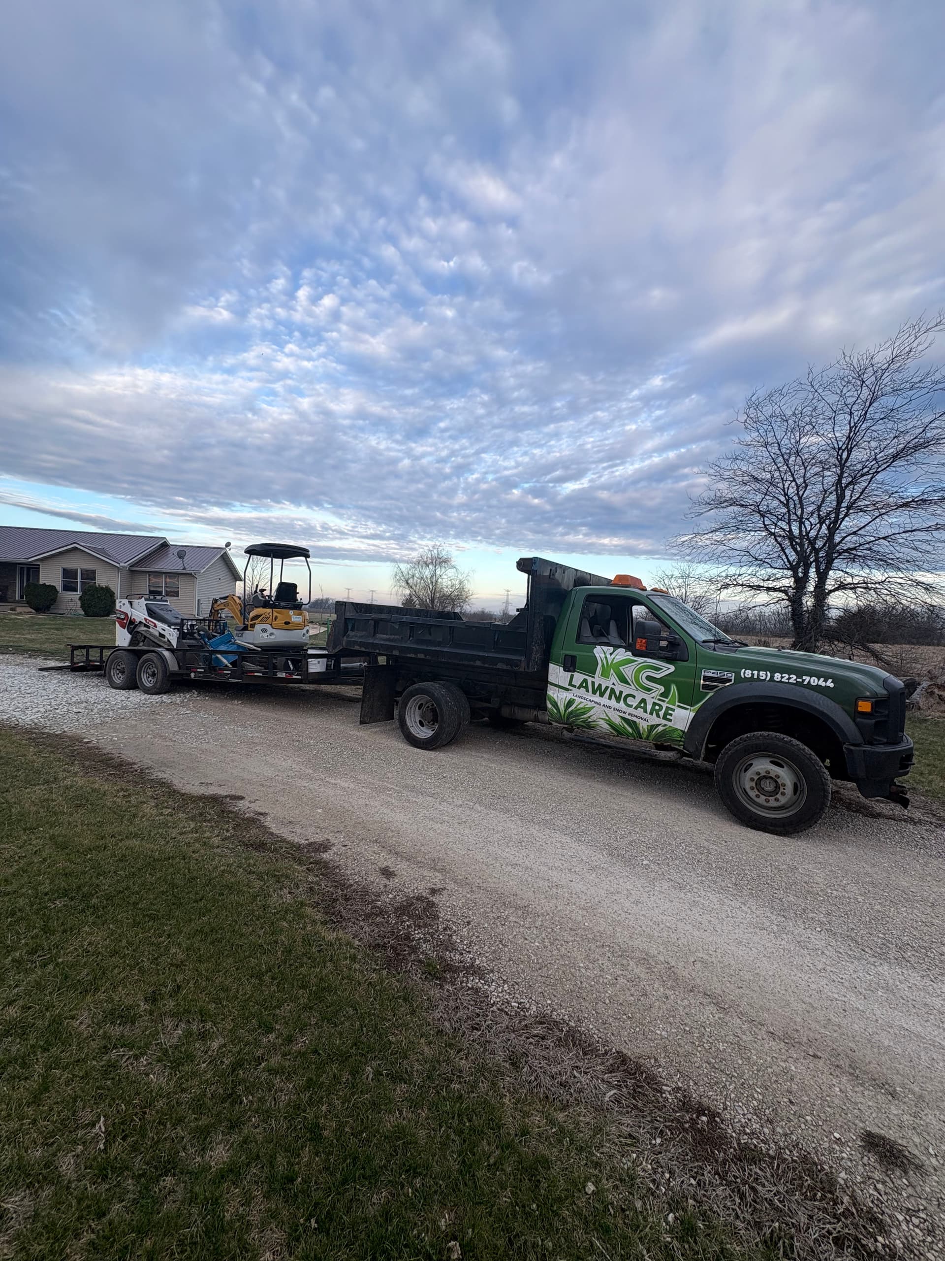 Efficient Drainage Installation at Local Residence