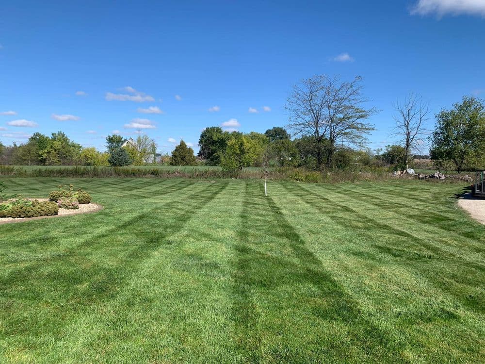 Gallery photos for Lawn Perfection in Norway IL: Image #4