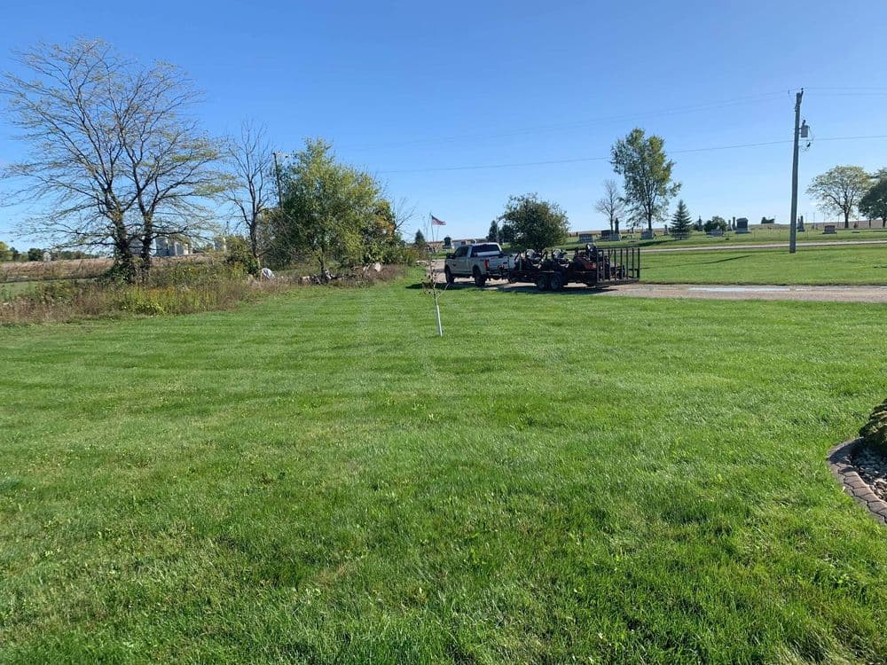 Gallery photos for Lawn Perfection in Norway IL: Image #2