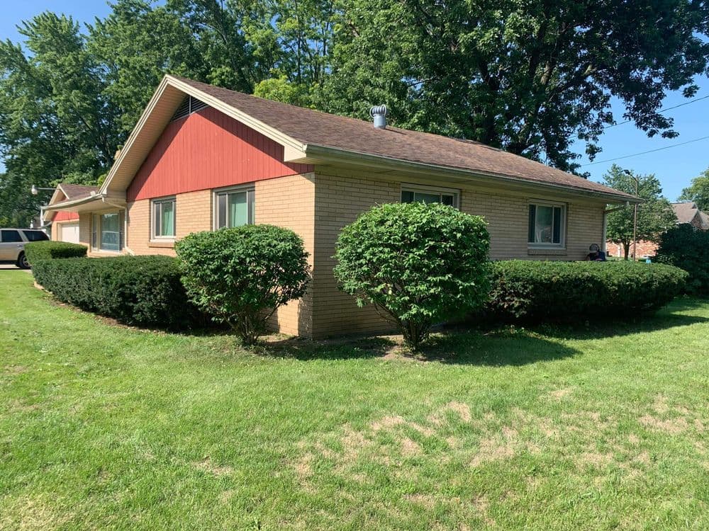 Project Bush Trimming and Lawn Care in Somonauk image